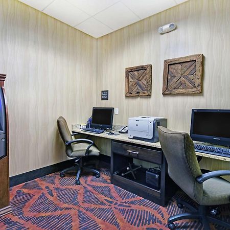 Hampton Inn & Suites Milwaukee/Franklin Franklin  Extérieur photo