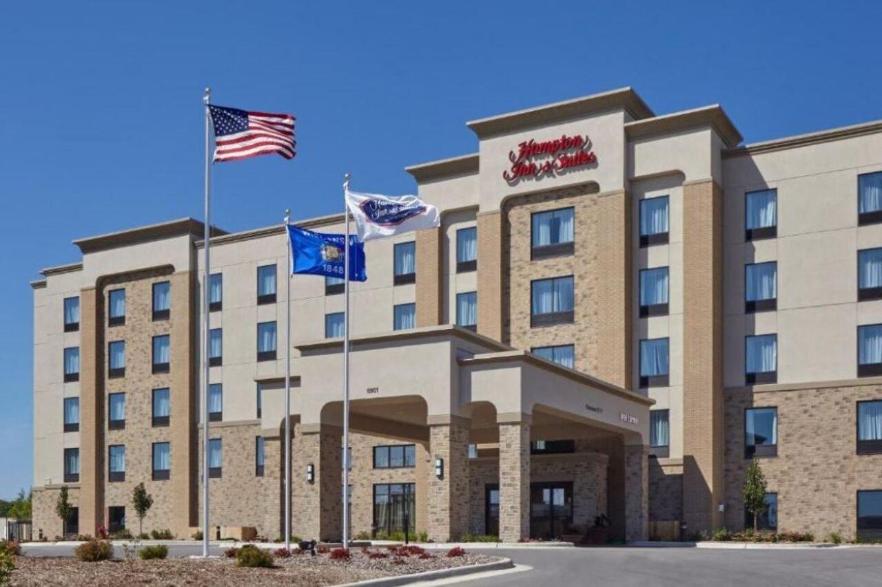 Hampton Inn & Suites Milwaukee/Franklin Franklin  Extérieur photo