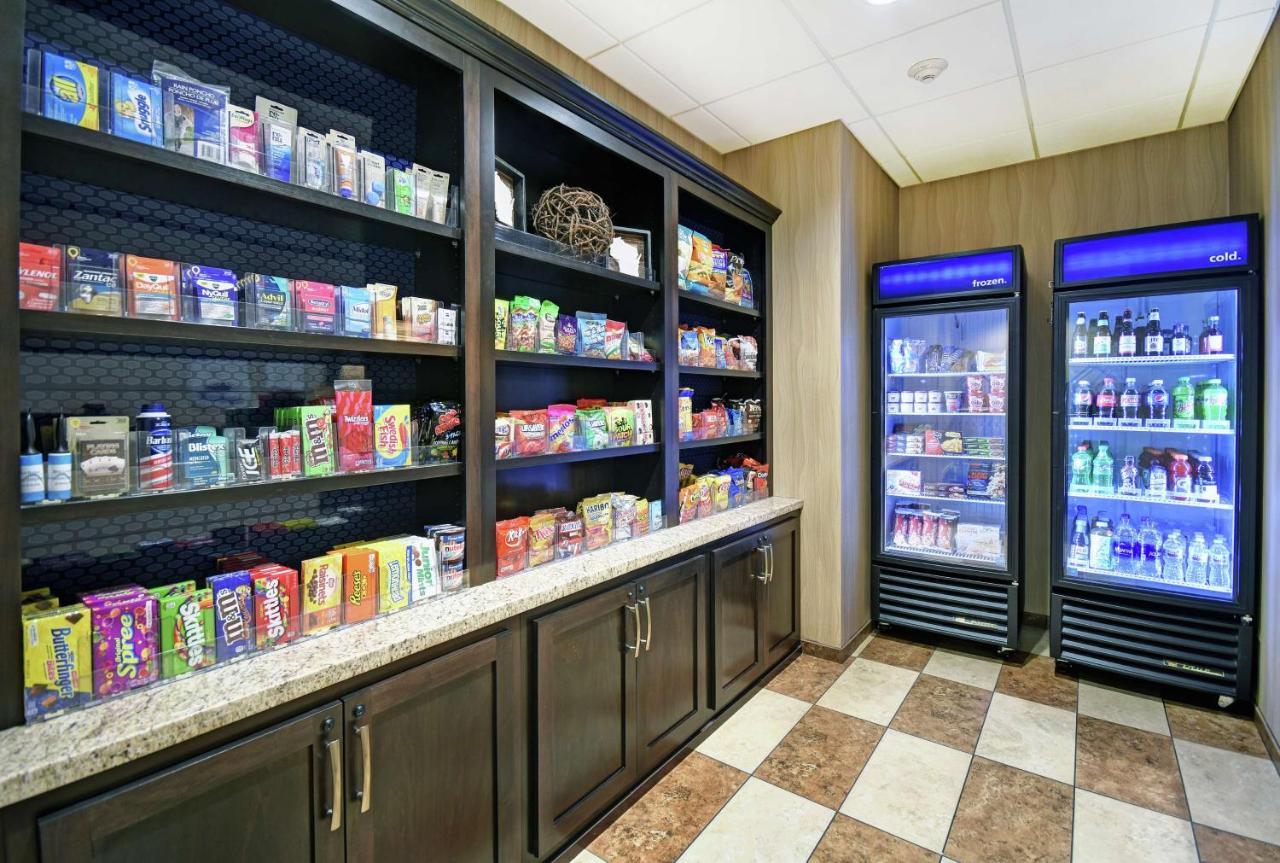 Hampton Inn & Suites Milwaukee/Franklin Franklin  Extérieur photo
