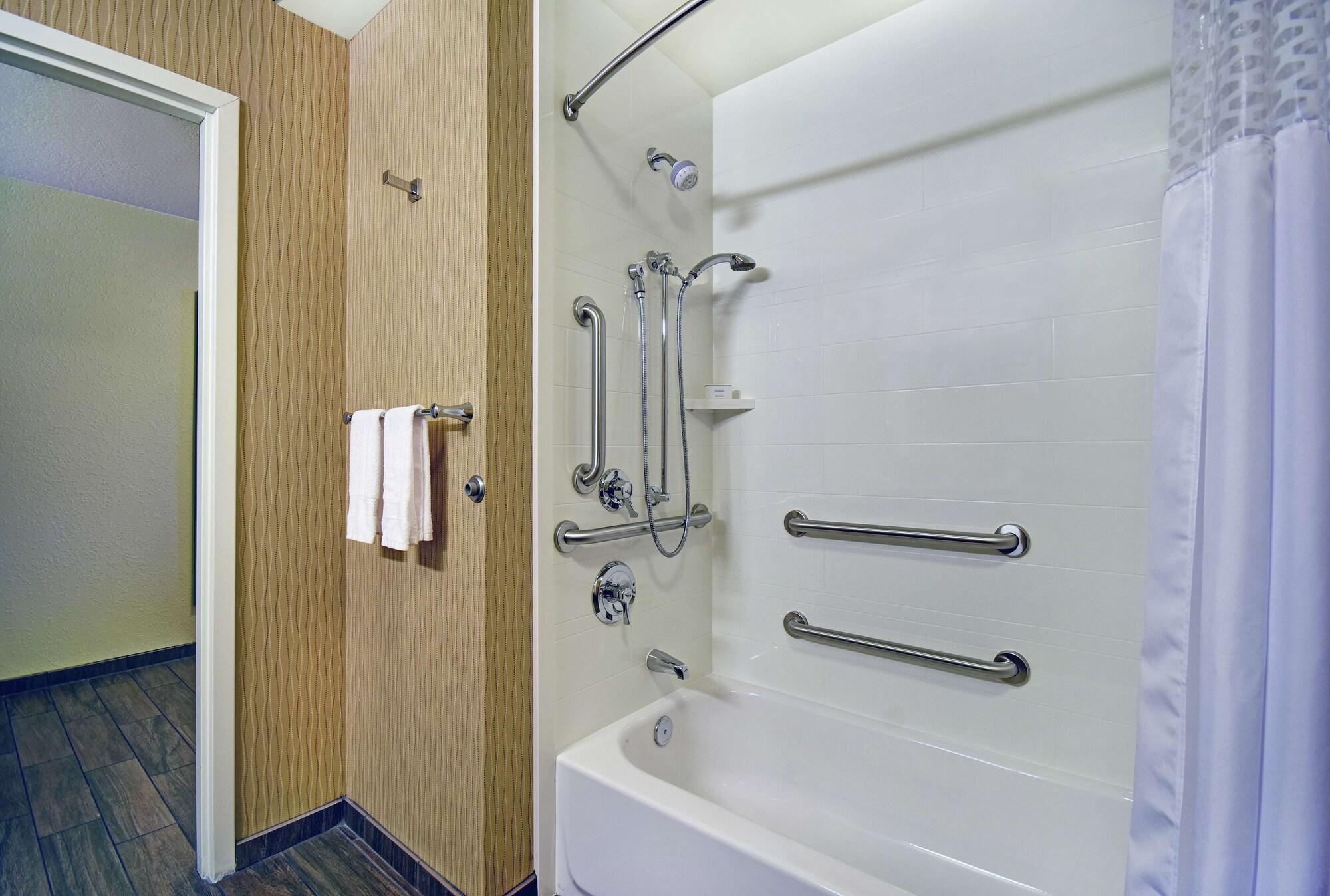 Hampton Inn & Suites Milwaukee/Franklin Franklin  Extérieur photo